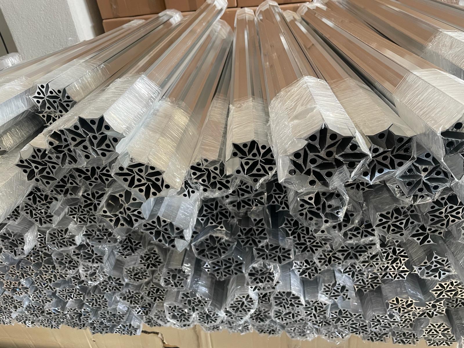 Projektspezifische Verpackung von Aluminiumprofilen
